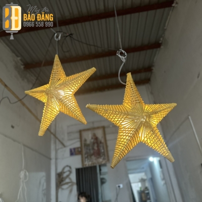 ĐÈN LỒNG MÂY TRE NGÔI SAO