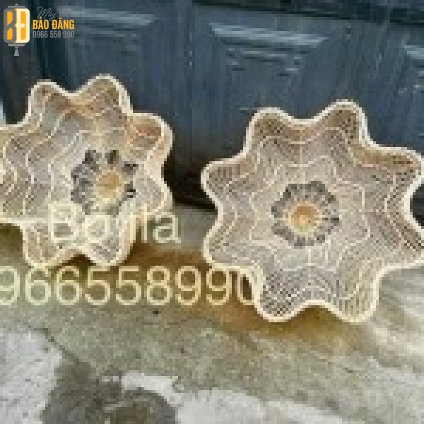 ĐÈN LỒNG MÂY TRE BÍ NGÔ