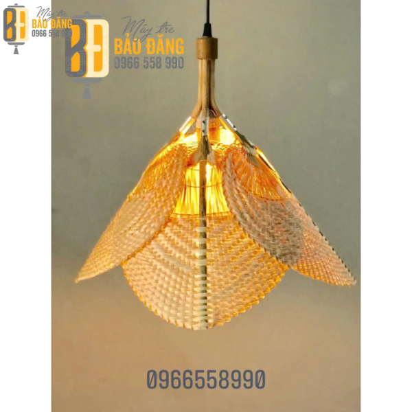 ĐÈN LỒNG QUẠT MÂY TRE