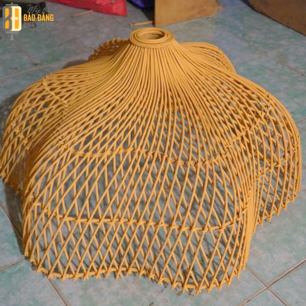 ĐÈN LỒNG MÂY TRE BÍ NGÔ