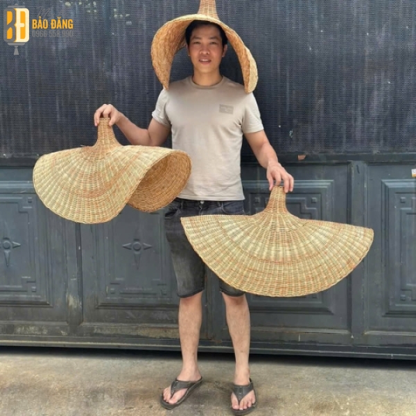 ĐÈN MÂY TRE HÌNH NÓN