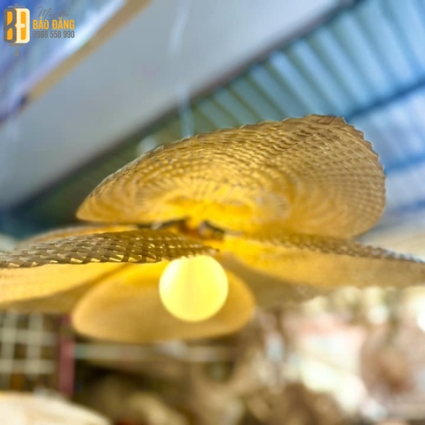 ĐÈN LỒNG MÂY TRE THẢ TRẦN HÌNH QUẠT