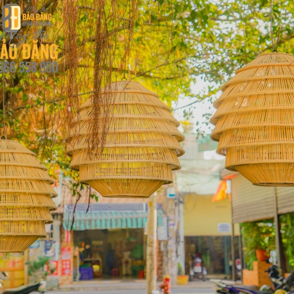 ĐÈN LỒNG MÂY TRE TỔ ONG 03