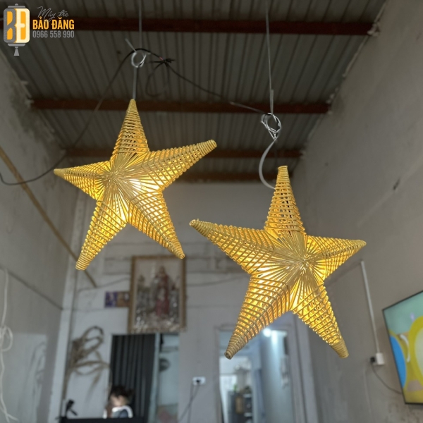 ĐÈN LỒNG MÂY TRE NGÔI SAO
