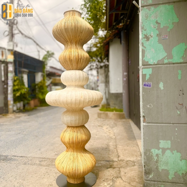 Trụ Đèn Lồng Mây Tre Kết Hợp Giấy Dó