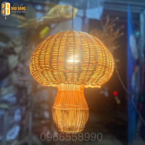 ĐÈN SỨA MÂY TRE