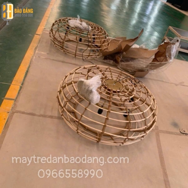 ĐÈN QUẢ CẦU MÂY TRE 03