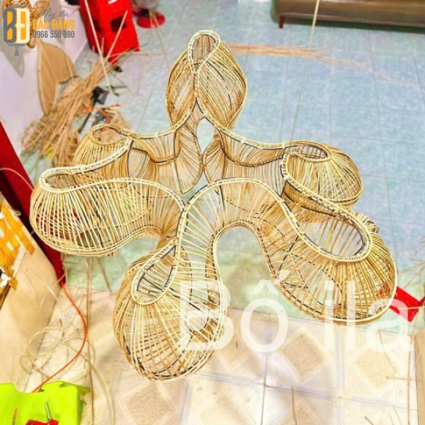 ĐÈN CHÙM MÂY TRE THẢ TRẦN 6 CÁNH